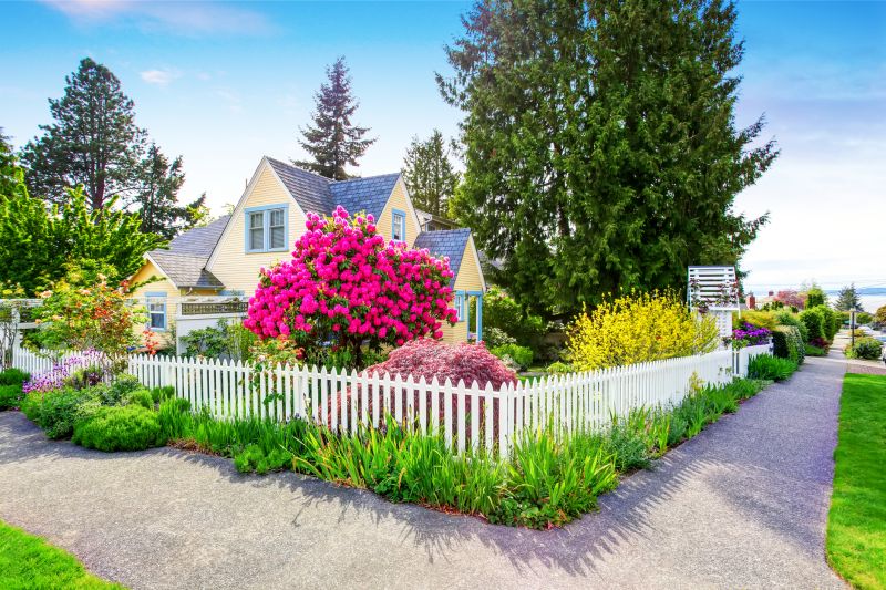Decorative Picket Fence